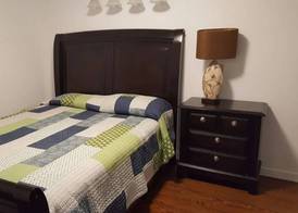 CLIPPER SHIPP BEACH MOTEL 2