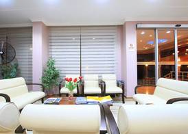 Rosy Hotel 5