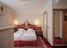Cityhotel Goldener Adler B&B 4