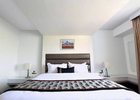 Golden Tulip Jaipur City Center 4
