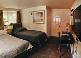 The Hatchet Inn 3