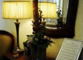 Feathers Hotel Bar and Restaurant 2