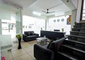 Hotel A1 Plaza - Ahmedabad 5