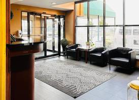 Quality Inn St. Paul-Minneapolis-Midway 4