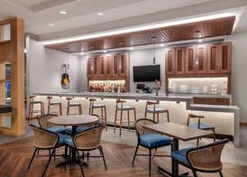 Fairfield Inn & Suites Austin Downtown 3