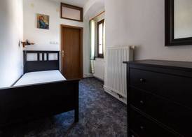 Hostel Javni Zavod Mekinjski Samostan 3