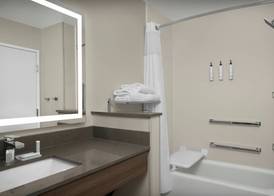 Fairfield Inn & Suites Weldon 5