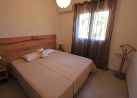 Villas CALA CORSA - 3 chambres piscine partagée chauffée - CALA ROSSA Porto-Vecchio - Villas entièrement Climatisées - Internet gratuit 4