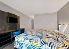 Motel 6-Oak Creek, WI 5