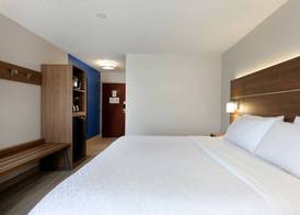 Holiday Inn Express & Suites MILTON EAST I-10 by IHG 5