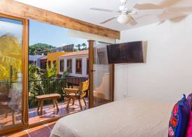 Casa Lotería Sayulita - Family Boutique Hotel with Renovated Pool, Spacious Full Kitchen Suites, Restaurant, Rooftop Yoga & Free Parking - 3 min to Beach 2