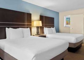 Best Western Newport Inn 5