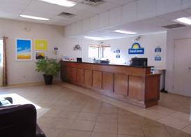 Days Inn by Wyndham Huntington 3