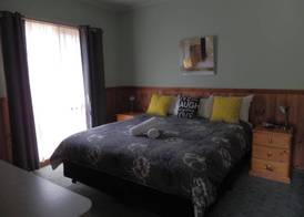 Mountain View Motor Inn & Holiday Lodges 5