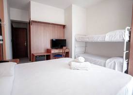 Hotel Cristall 3