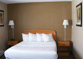 Americas Best Value Inn and Suites Bismarck 3
