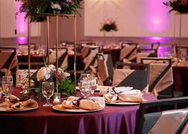 Four Points by Sheraton Milwaukee North Shore 5