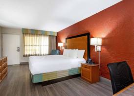 La Quinta Inn Tampa Airport Stadium Westshore 4