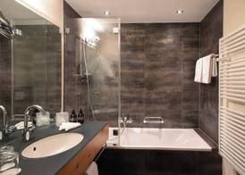 Hotel Adula 2