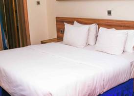 Ave Maria Hotel 5