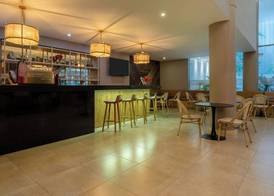 Courtyard by Marriott Santa Marta Resort 3