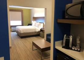 Holiday Inn Express & Suites RIO GRANDE CITY by IHG 4