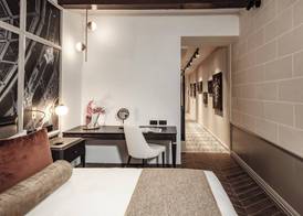 1926 La Galerie Boutique Art Suites 4