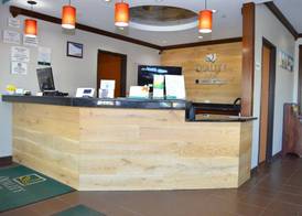 Quality Inn Coralville - Iowa River Landing 3