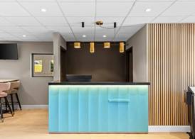 Days Inn & Suites by Wyndham Peachtree Corners Norcross 2