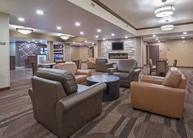 Best Western Plus Lincoln Inn & Suites 2