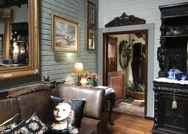 Waterhouse Guest Lodge in Waterkloof 2
