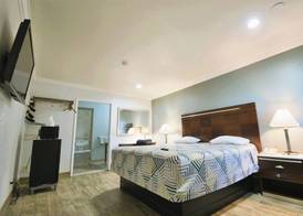 Welcome Inn Corona 5