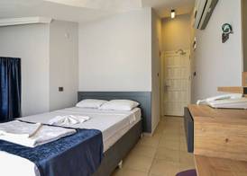 Berry Bella Hotel 3