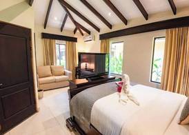 Marenaz Oceanfront Resort 5
