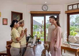 Swan Paradise A Pramana Experience 2