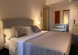 Hotel Dorè 4