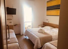 Hotel Montecarlo - Hotel Vista Mare con Piscina & Area Fitness 3