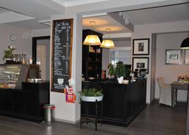 Strand Hotell 2