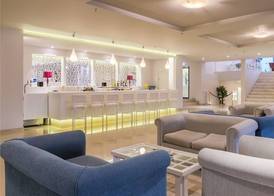 The Aeolos Beach Hotel 3