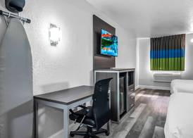 SureStay Hotel by Best Western Oklahoma City West 5