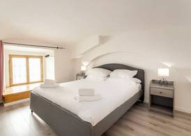 Sanniti's Apartments 5