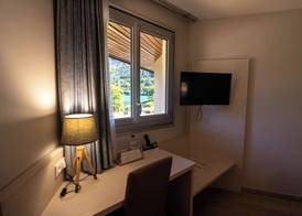 Logis Hotel L'Embarcadère 5