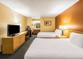 Americas Best Value Inn St. Marys 4