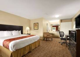 Days Inn by Wyndham Alexander City 5