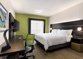 Holiday Inn Express Hotel & Suites Shawnee I-40 by IHG 5