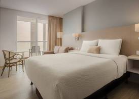 Courtyard by Marriott Santa Marta Resort 4