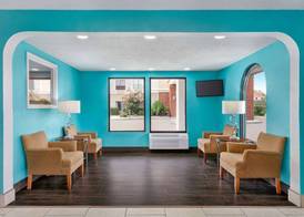 Howard Johnson by Wyndham Chattanooga Lookout Mountain I-24 2