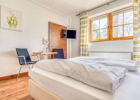 Ringhotel Forellenhof 5