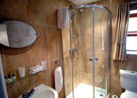 New Overlander Inn 5