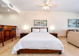 Hotel La Vista Azul 5